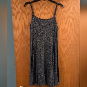 GAP Black and White Patterned Midi Dress